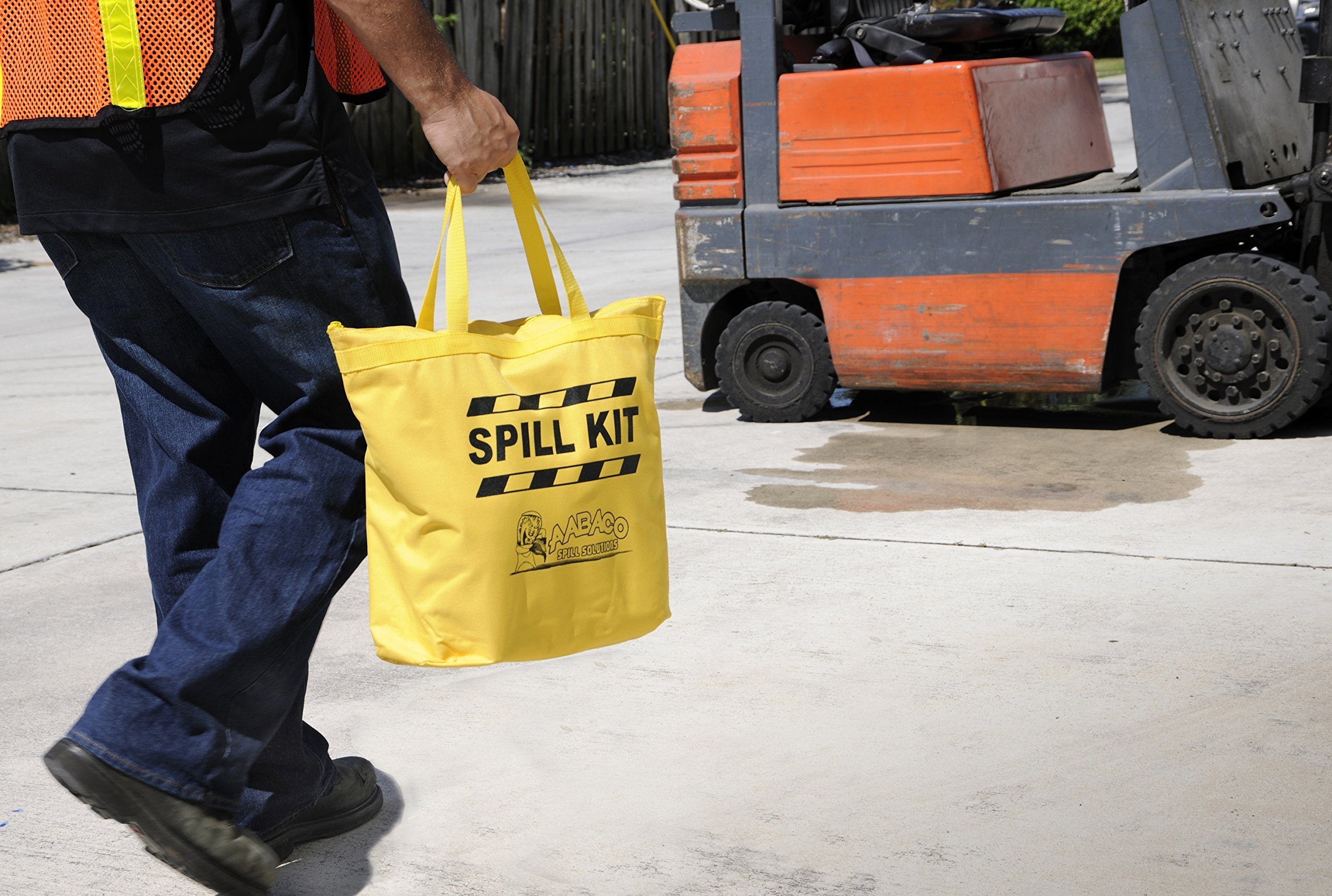 Aabaco Oil Only Spill KIT – Absorbs Oil and Fuel Spills – Repels Water – Kits in Portable Yellow Tote Bag for Trucks – Economical Absorbent (4 Kits)