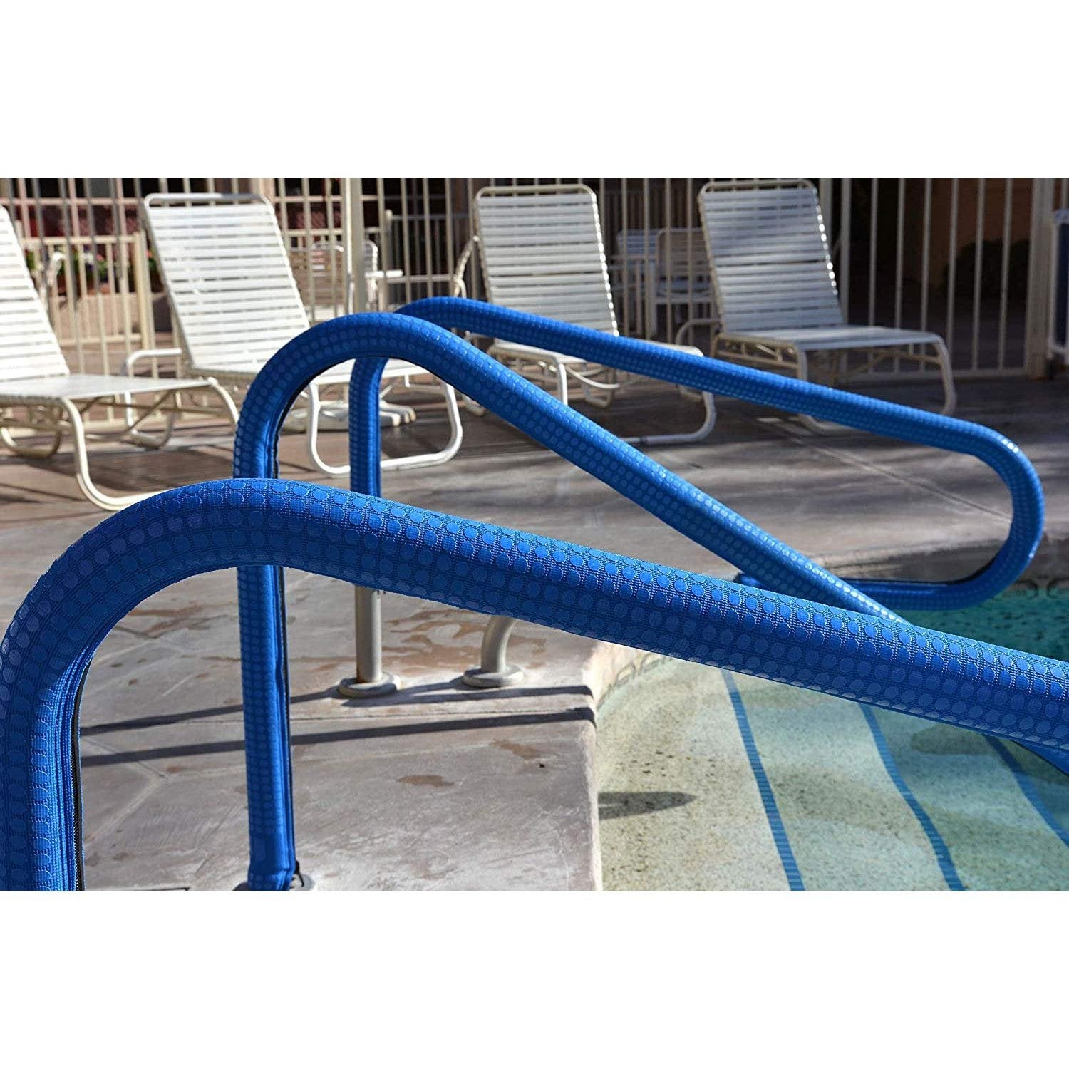 KoolGrips Royal Blue Comfort Swimming Pool and Spa Ladder Handrail Grip - 6 Foot