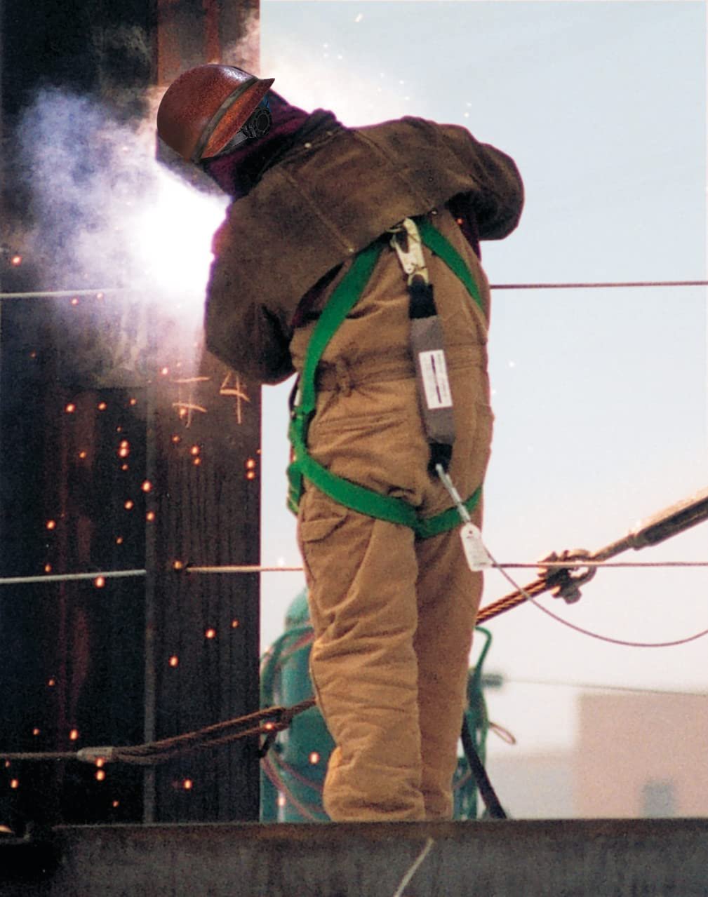 Non-slotted Cap, Made of Phenolic Resin, Radiant Heat Loads up to 350F - Standard Size in Brown